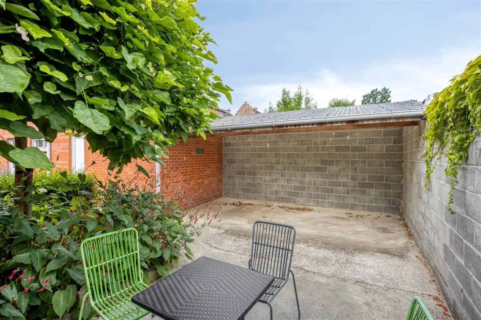 Ruime woning in deelgemeente Ename foto 28