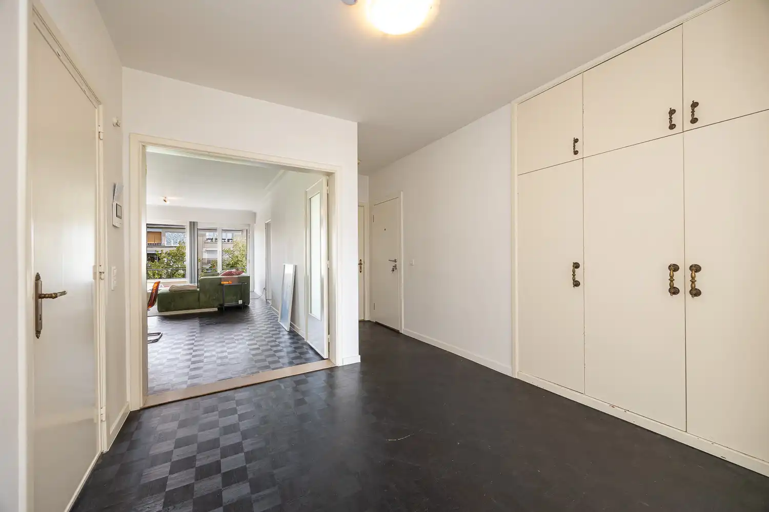 Instapklaar en smaakvol gerenoveerd appartement met 2 slaapkamers op een uitstekende locatie op de grens Deurne/Borgerhout foto 5