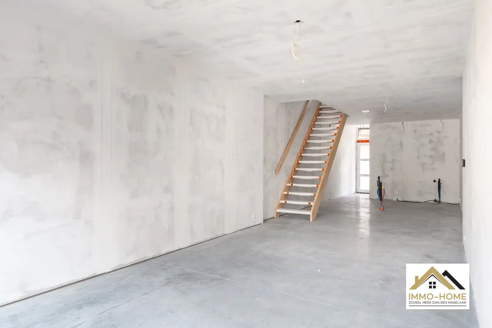 Structureel gerenoveerde woning met tuin foto 6