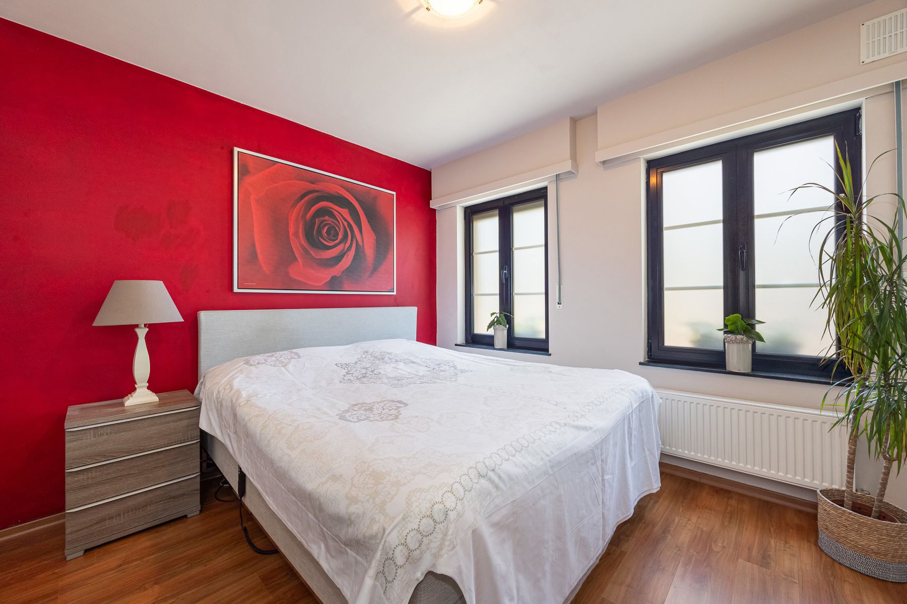 Woning met 5 slaap- + 2 badkamers op de grens met Brasschaat foto 15