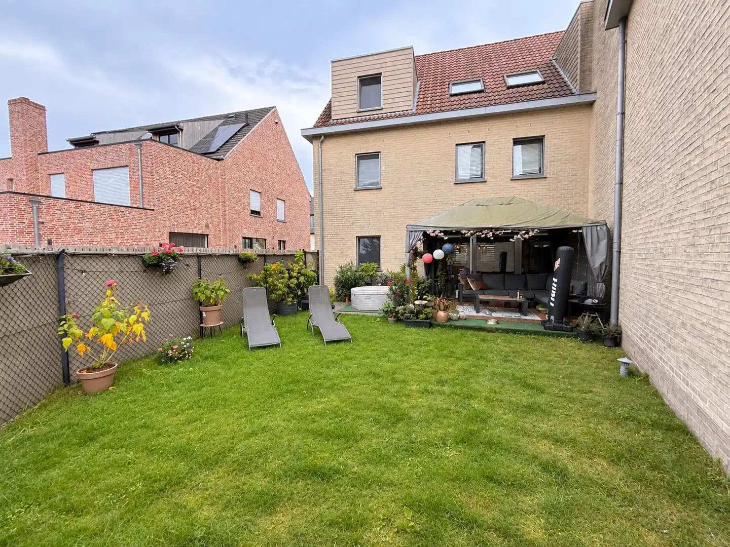 APPARTEMENT MET TUIN foto 2