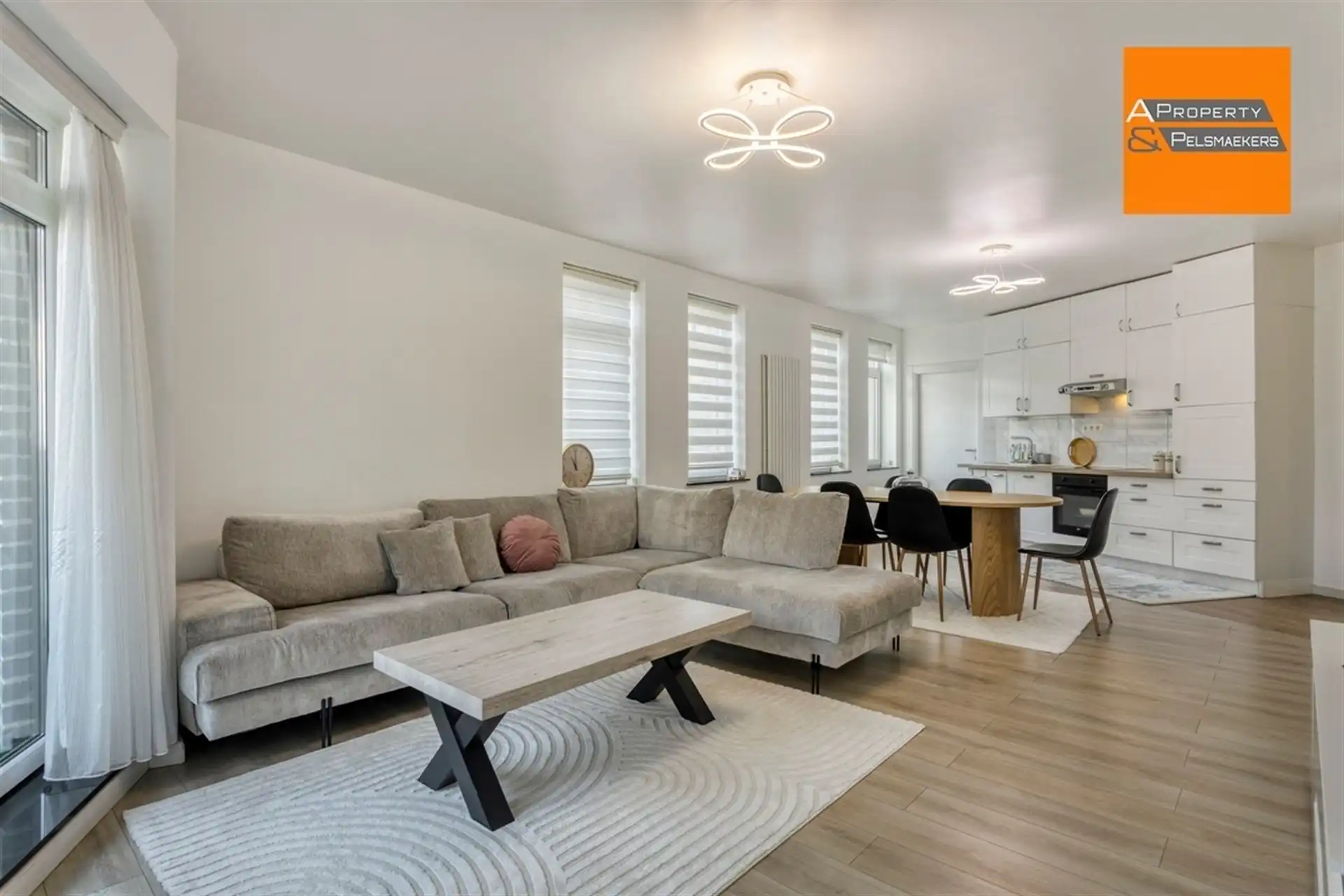 Recente 2 slaapkamer appartement met garagebox   foto 9