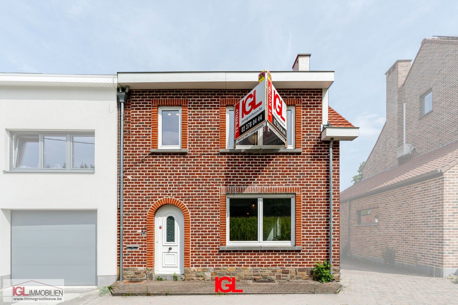 3 gevel woning te koop nabij Centrum Sint-Pieters-Leeuw foto 2