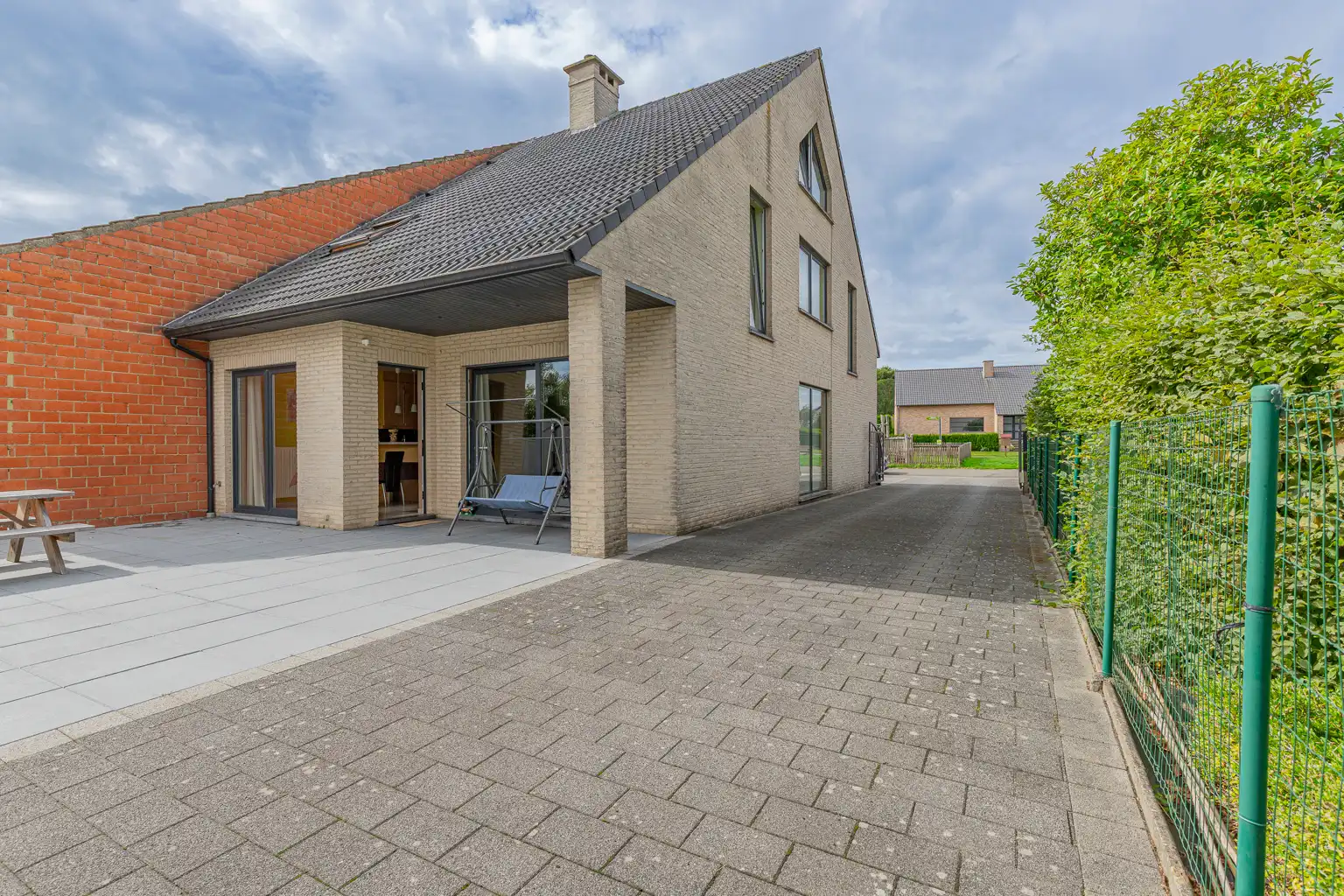 Instapklare gezinswoning met 4 slaapkamers! foto 20