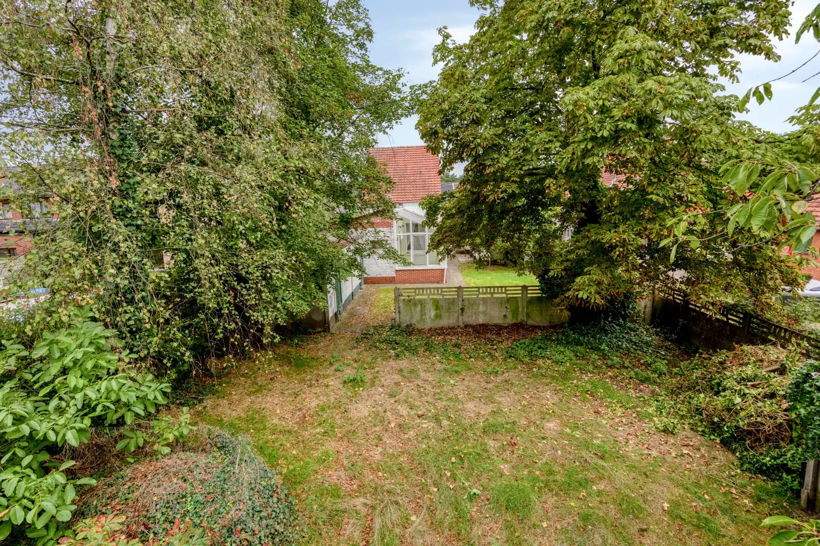 Te renoveren woning met 2 slpks op een perceel van 827 m² !  foto 26