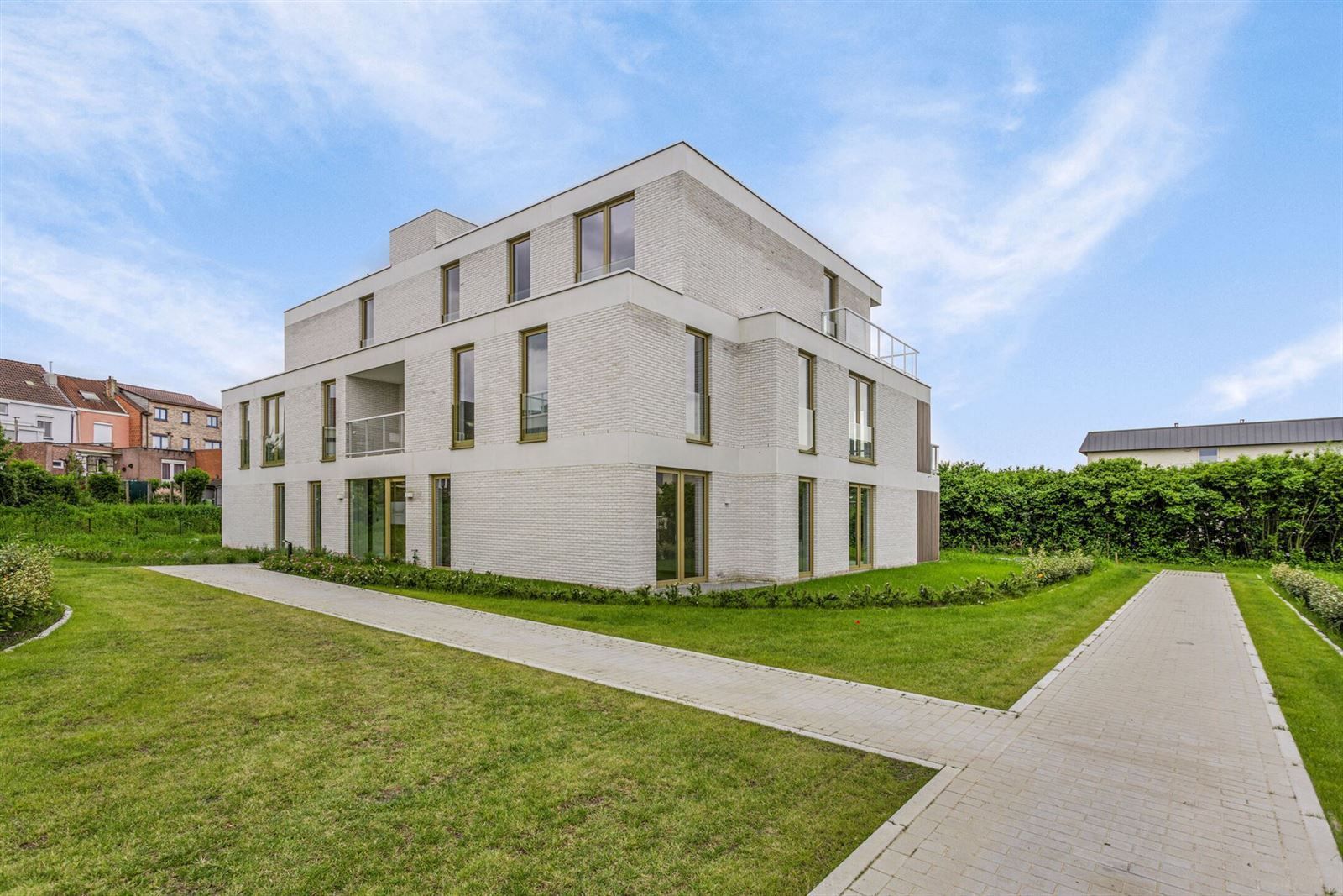 Prachtig energiezuinig nieuwbouwappartement met 3 slaapkamers, terras en garage foto 19