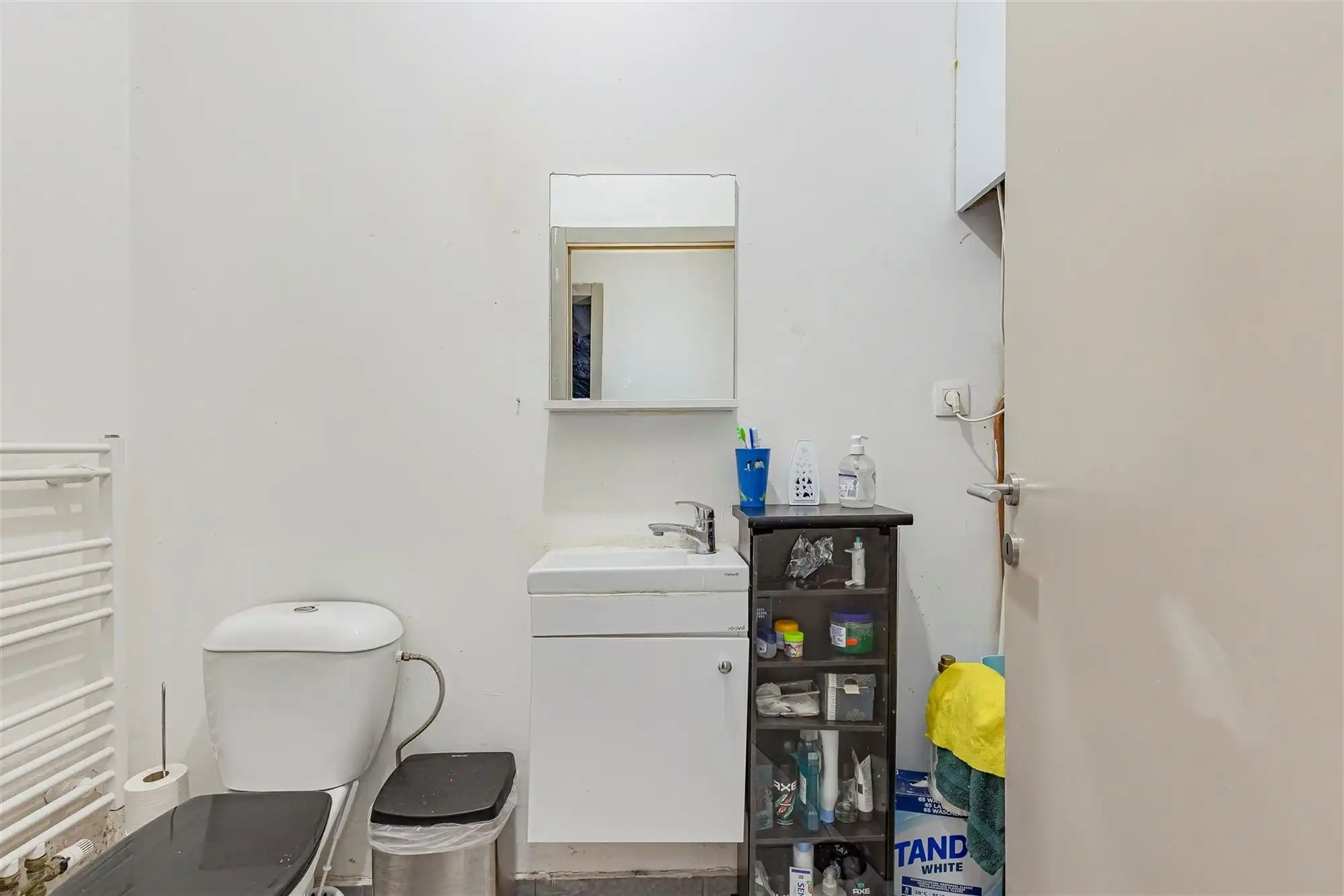Woning met 4 verhuurde appartementen foto 8