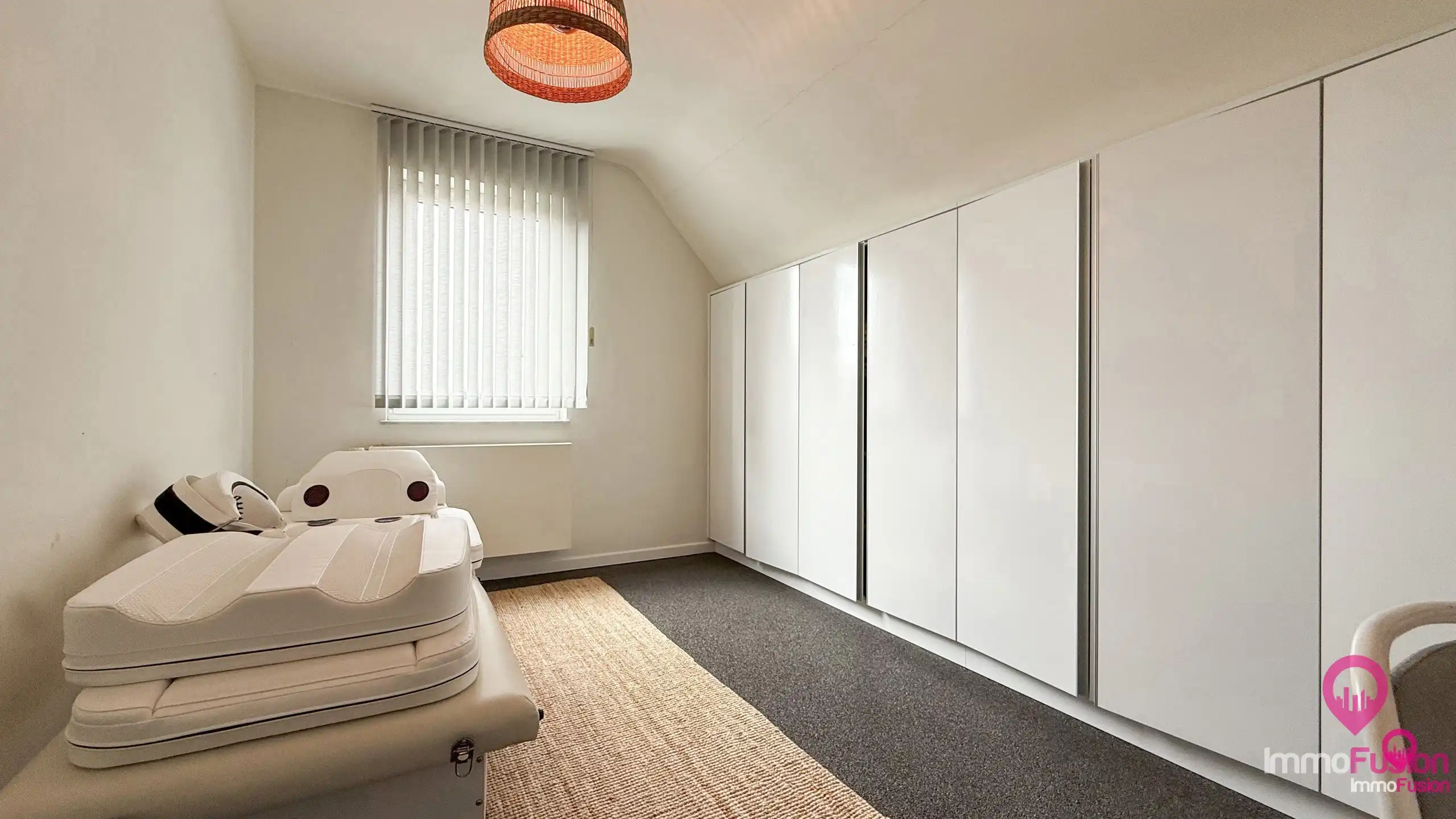 Ruim energiezuinig duplex appartement met 3 slaapkamers! foto 29