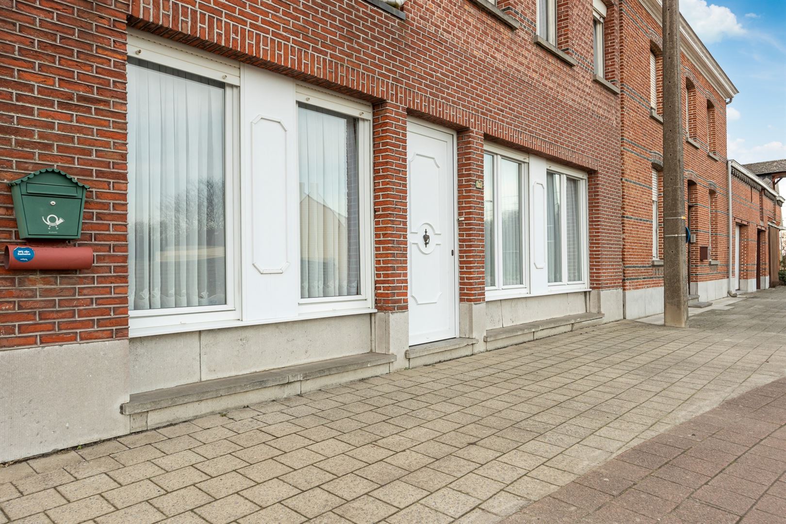 Zeer ruime woning op groot perceel foto 1