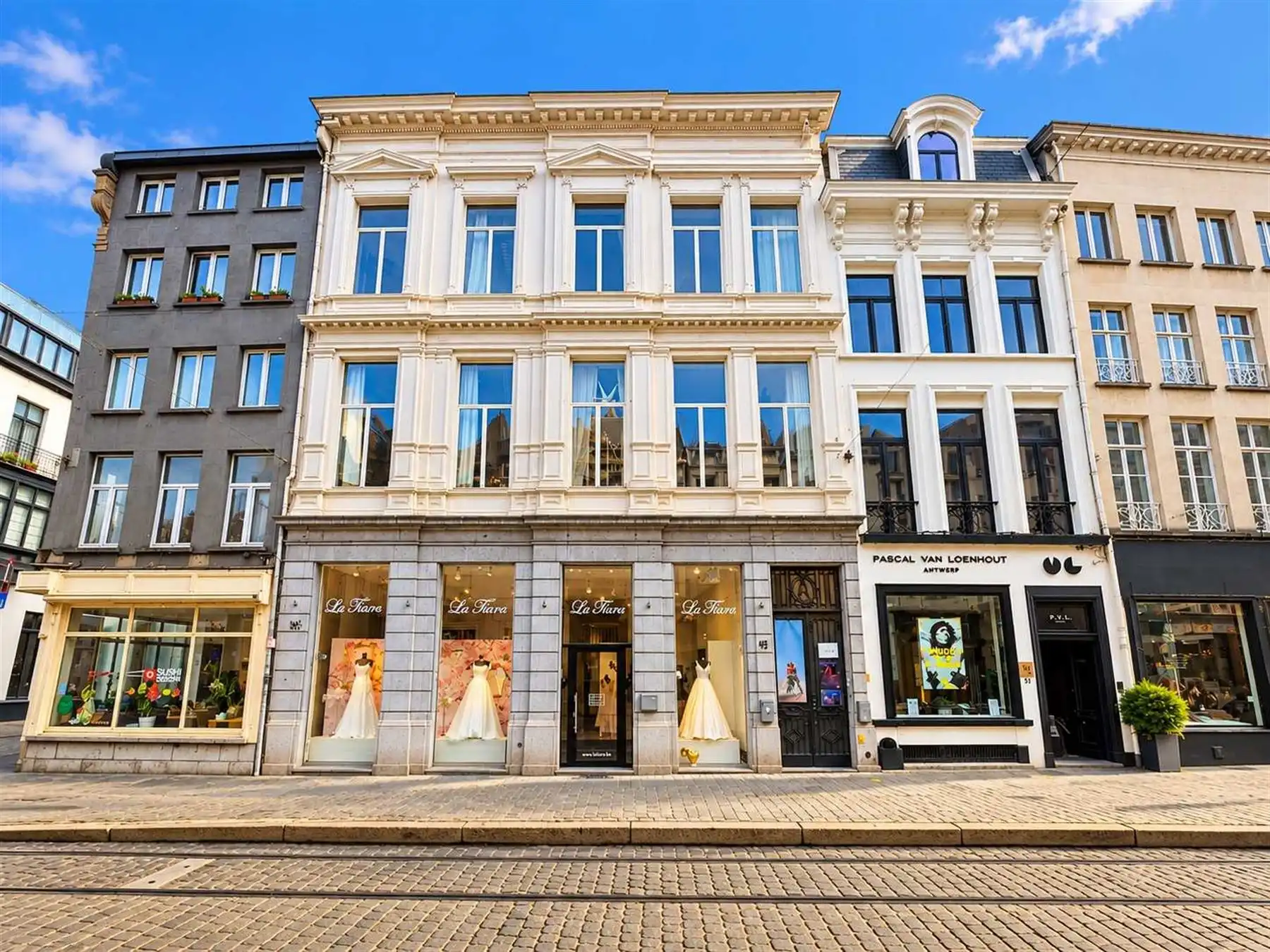 Handelshuis in de historische binnenstad van Antwerpen ca. 647 m²  foto {{pictureIndex}}
