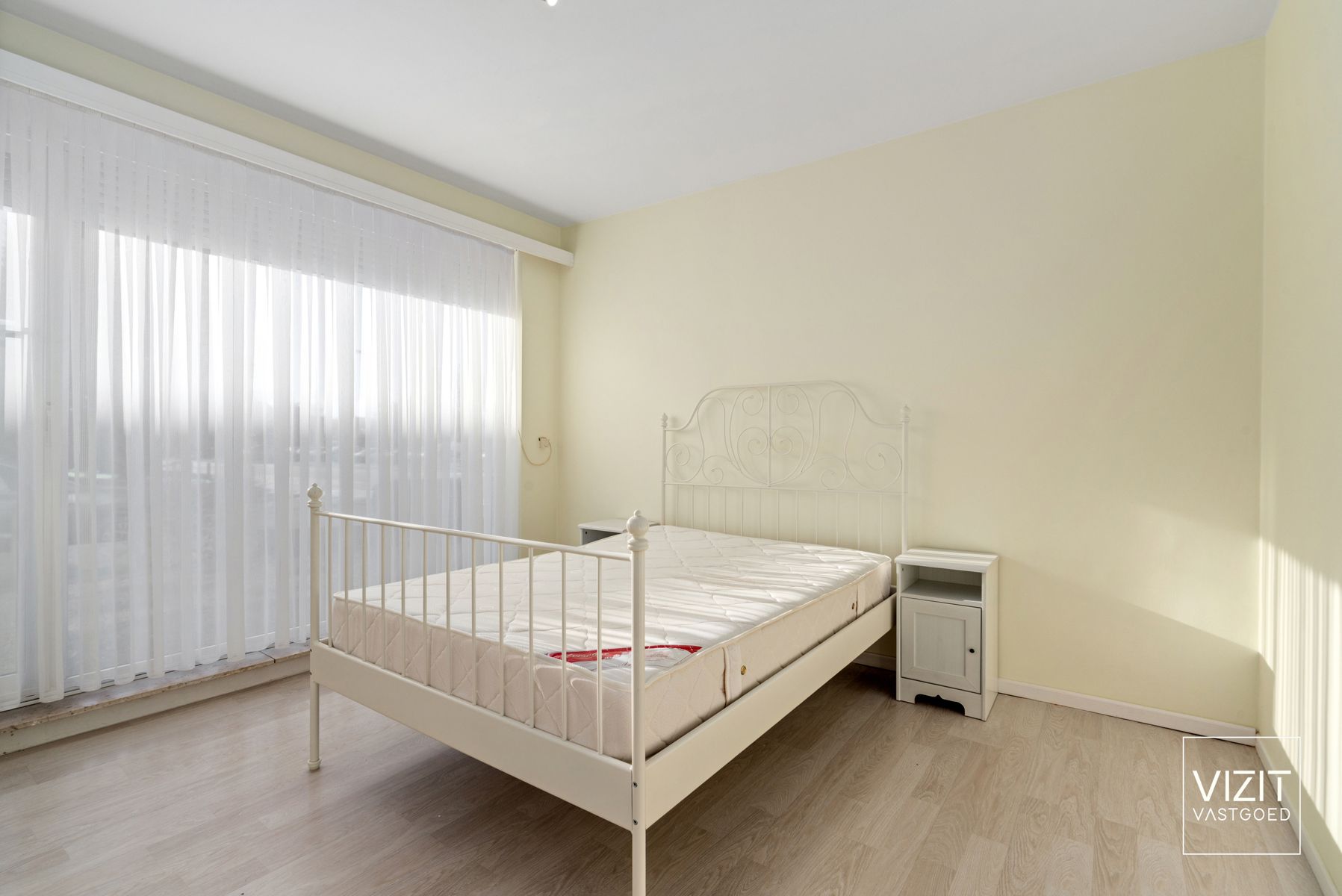 Appartement met 2 slaapkamers en garage. foto 9