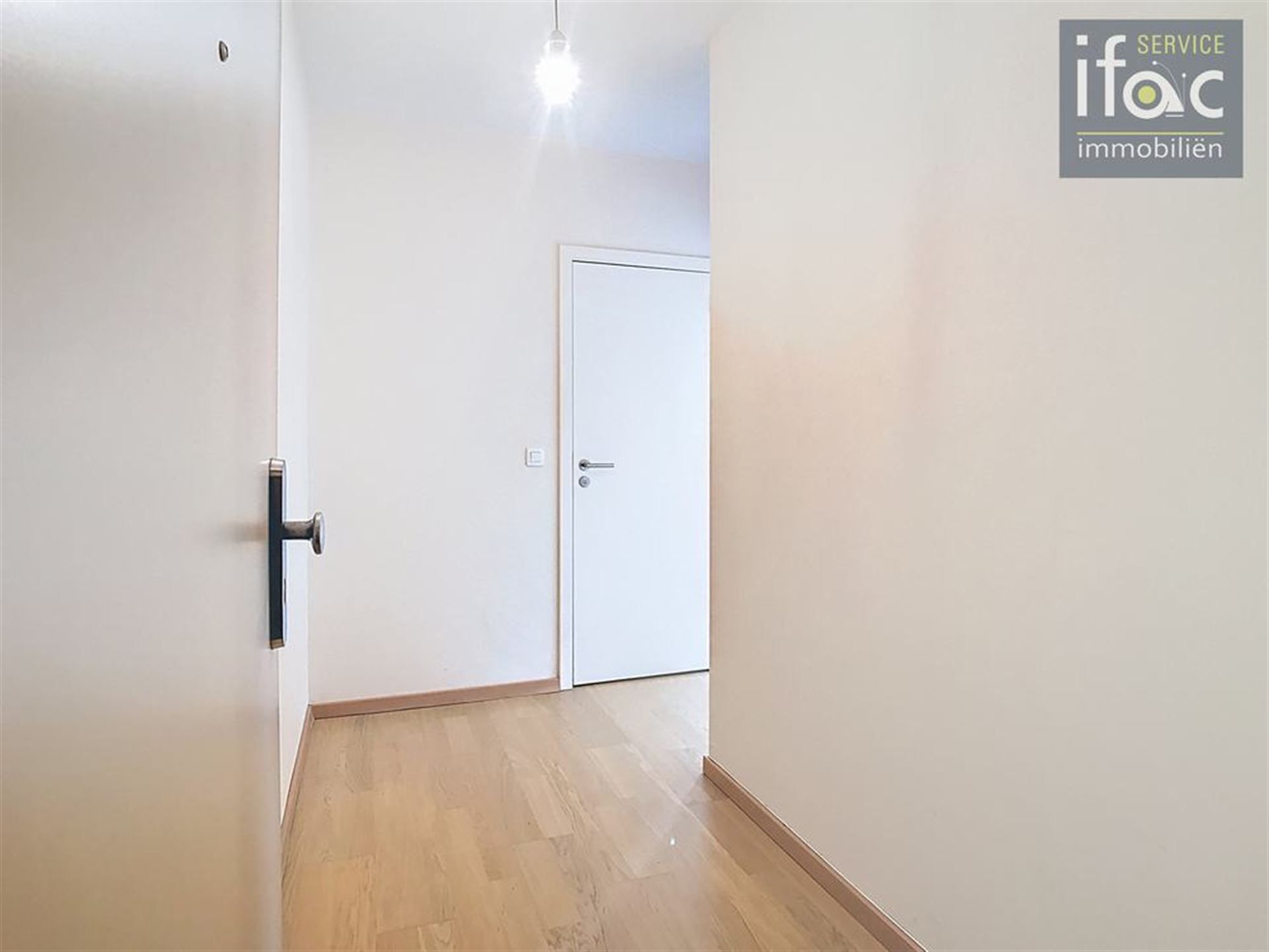 Appartement 2 slpks, parking & kelder foto 6