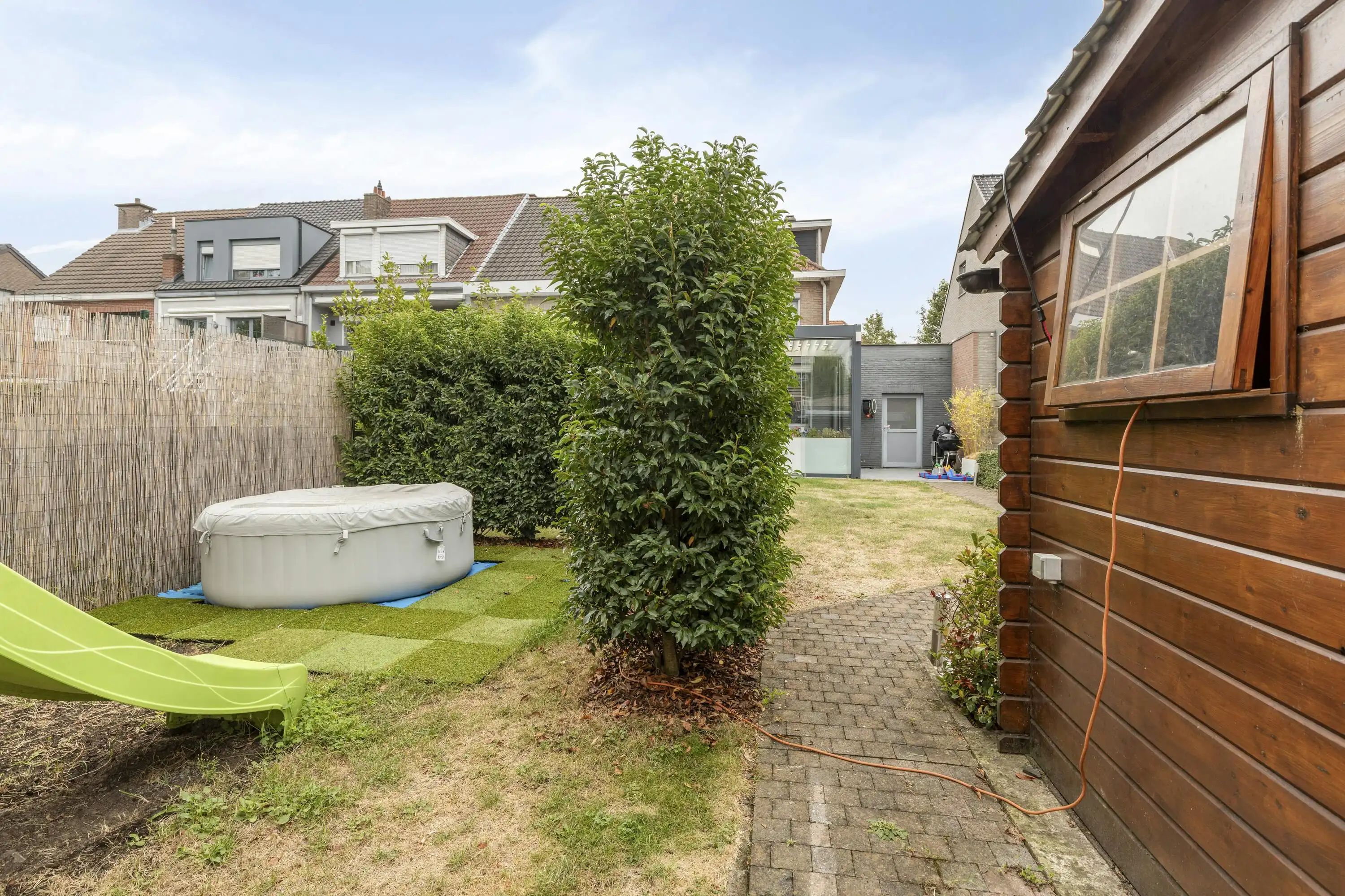 Lichtrijk halfopen huis met tuin en 5 slaapkamers te Schoten foto 34