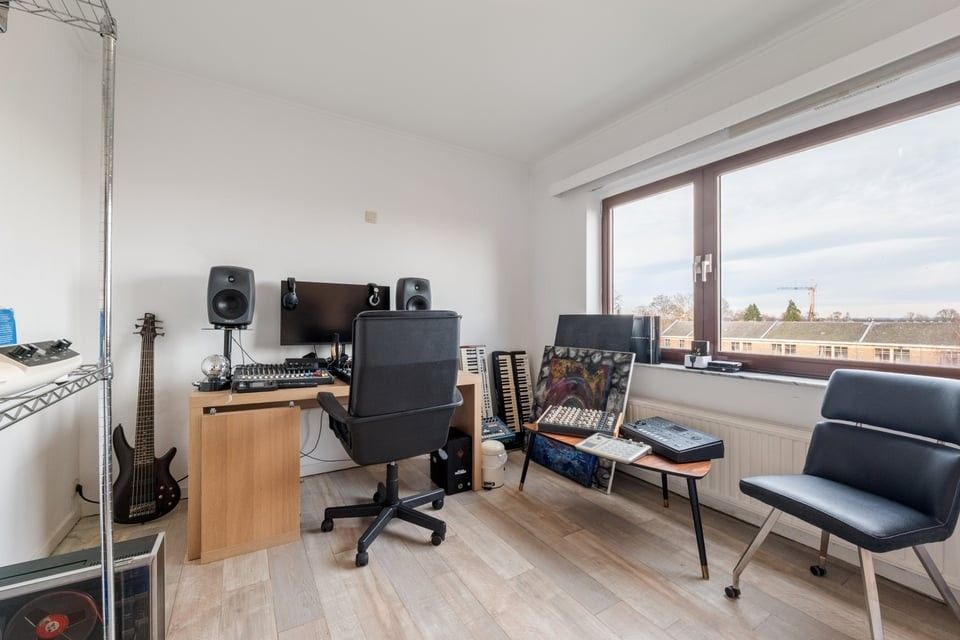 MOOI DAKAPPARTEMENT MET UNIEK TERRAS IN SINT-TRUIDEN foto 24