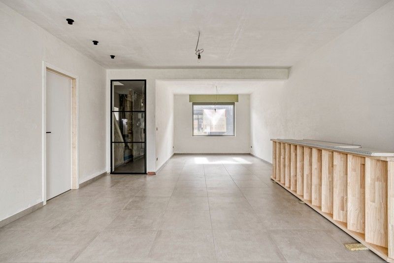 Moderne nieuwbouwwoning TE KOOP in een rustige buurt in WAREGEM! foto 4