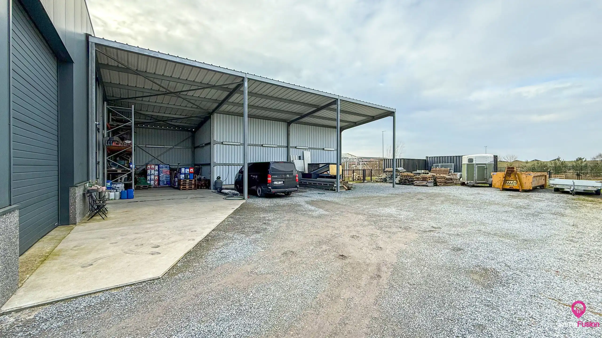 Veelzijdig industrieel pand met ruime woonst en zonnepanelen foto 65