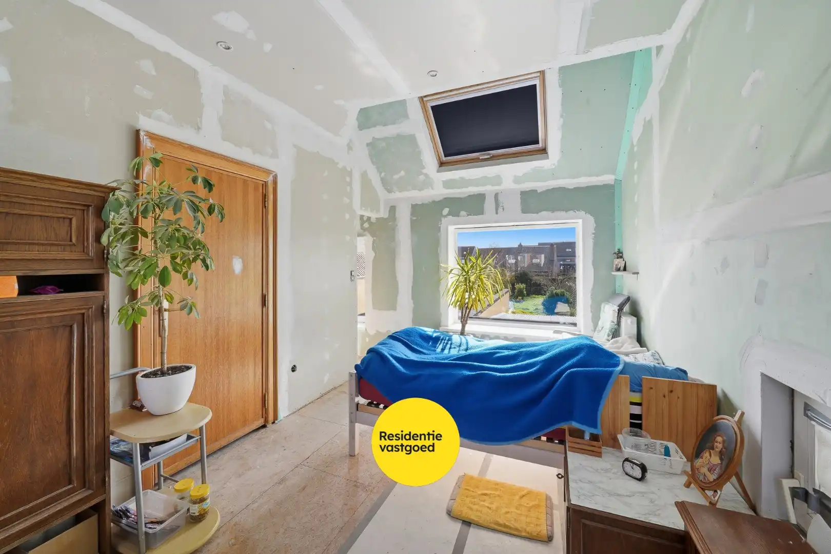 Verder af te werken woning in centrum Oudenburg foto 17