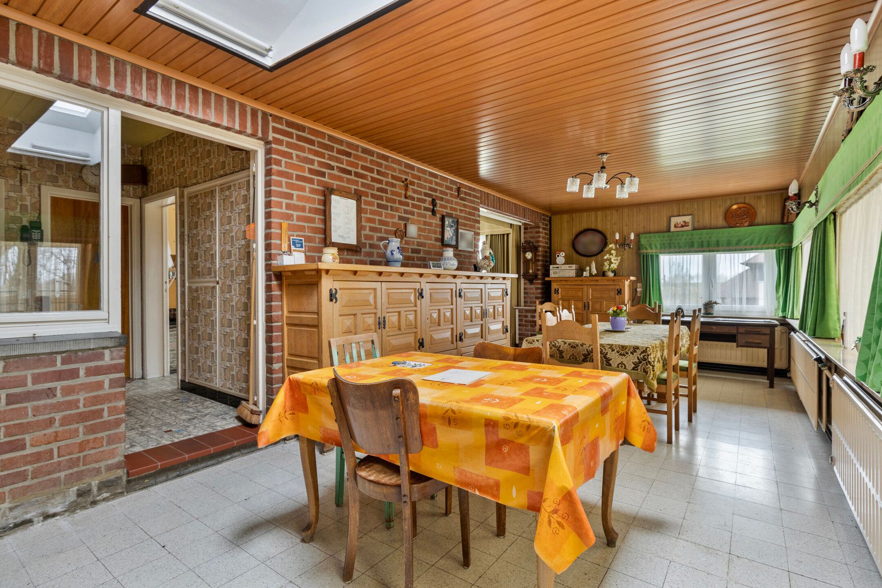 Rustig gelegen villa met 4 slaapkamers en leuke tuin foto 11