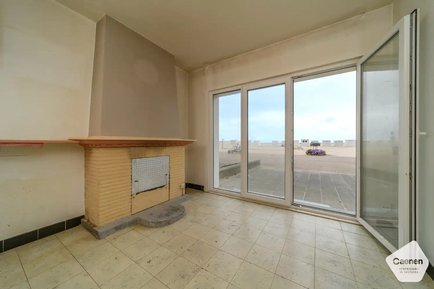 Gelijkvloers 2-slaapkamerappartement met frontaal zeezicht op de Zeedijk van Koksijde foto 7