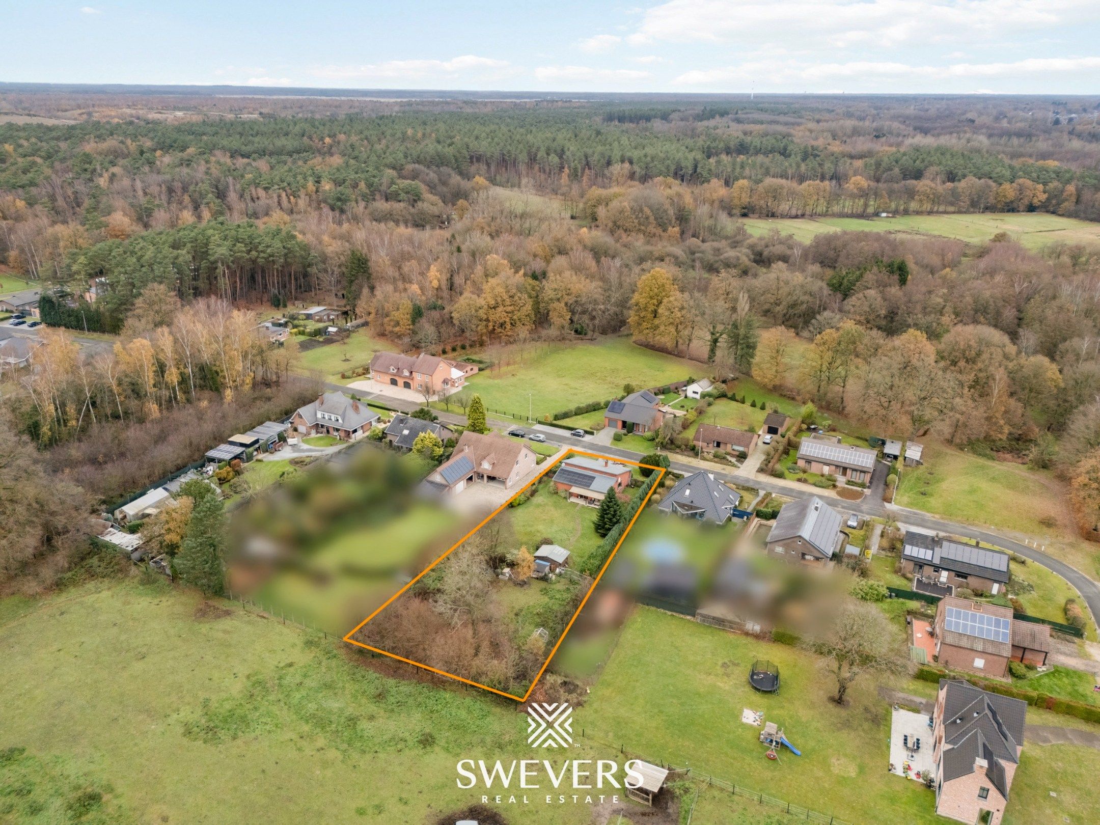 Instapklare woning op 19a94 op een uiterst rustige, groene locatie in Lillo foto {{pictureIndex}}