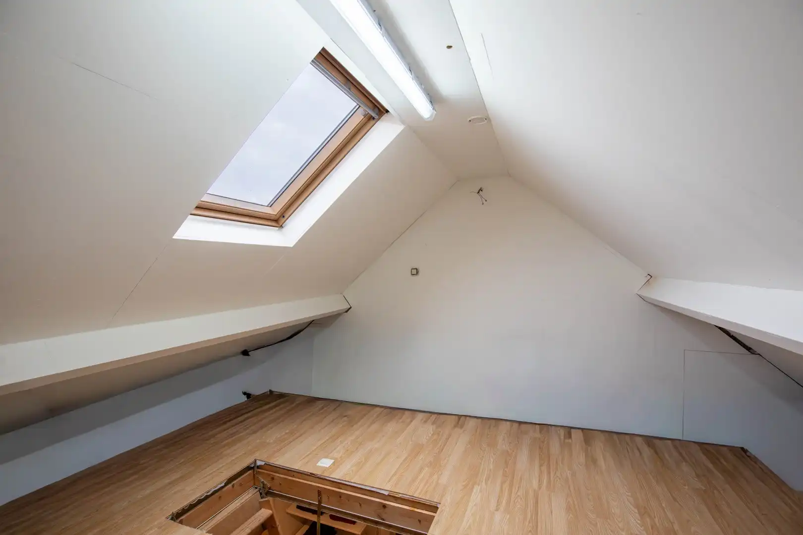 Instapklare woning met groot terras in de binnenstad foto 26