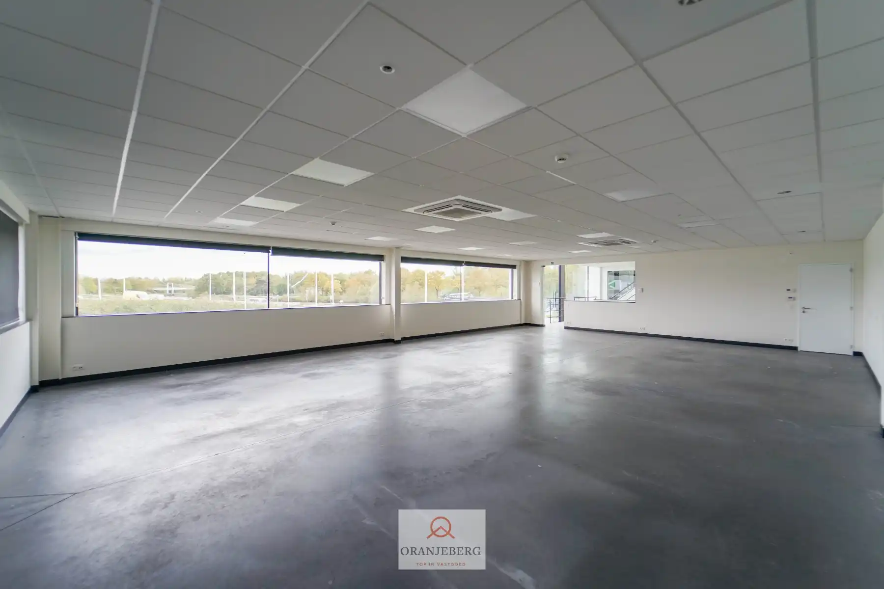 4 ruime en moderne kantoorruimtes te HUUR in EVERGEM foto 10