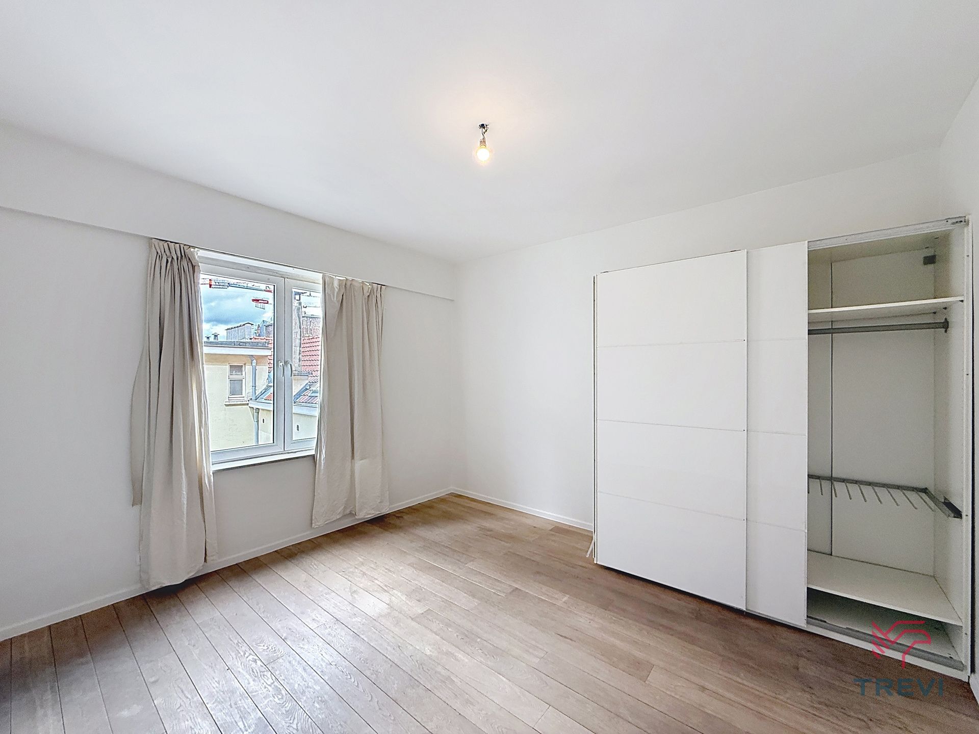 Opgeknapt appartement met 1 slaapkamer - Centrum Brussel foto 11