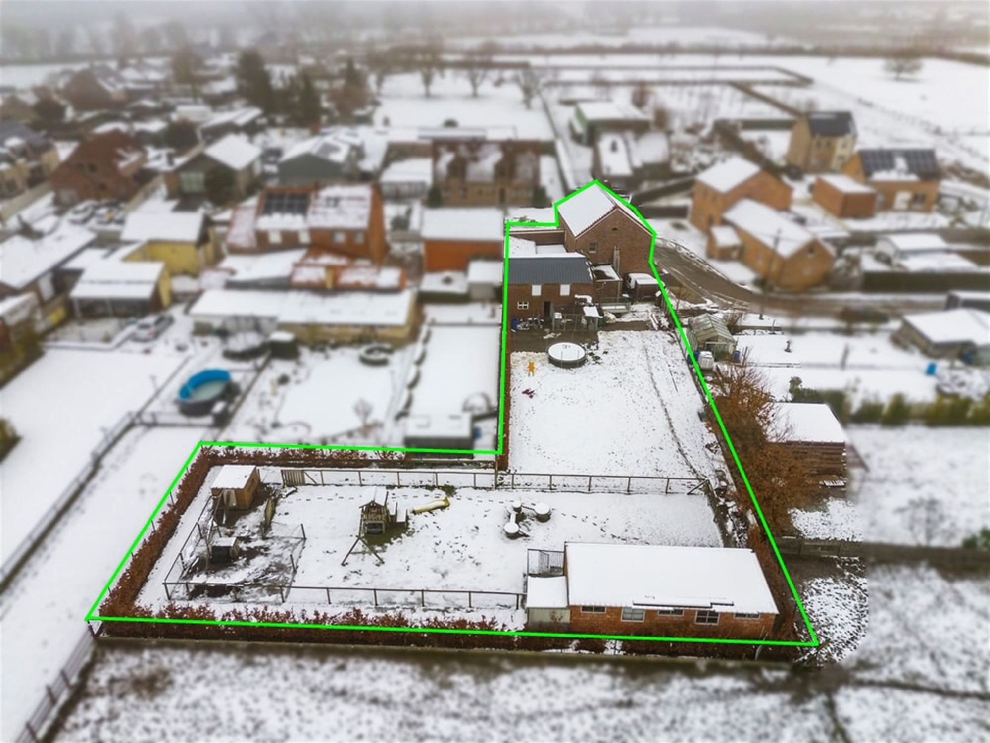 GEZELLIGE GEZINSWONING MET VEEL POTENTIEEL EN EEN RUIME GARAGE IN BORGLOON  foto 5