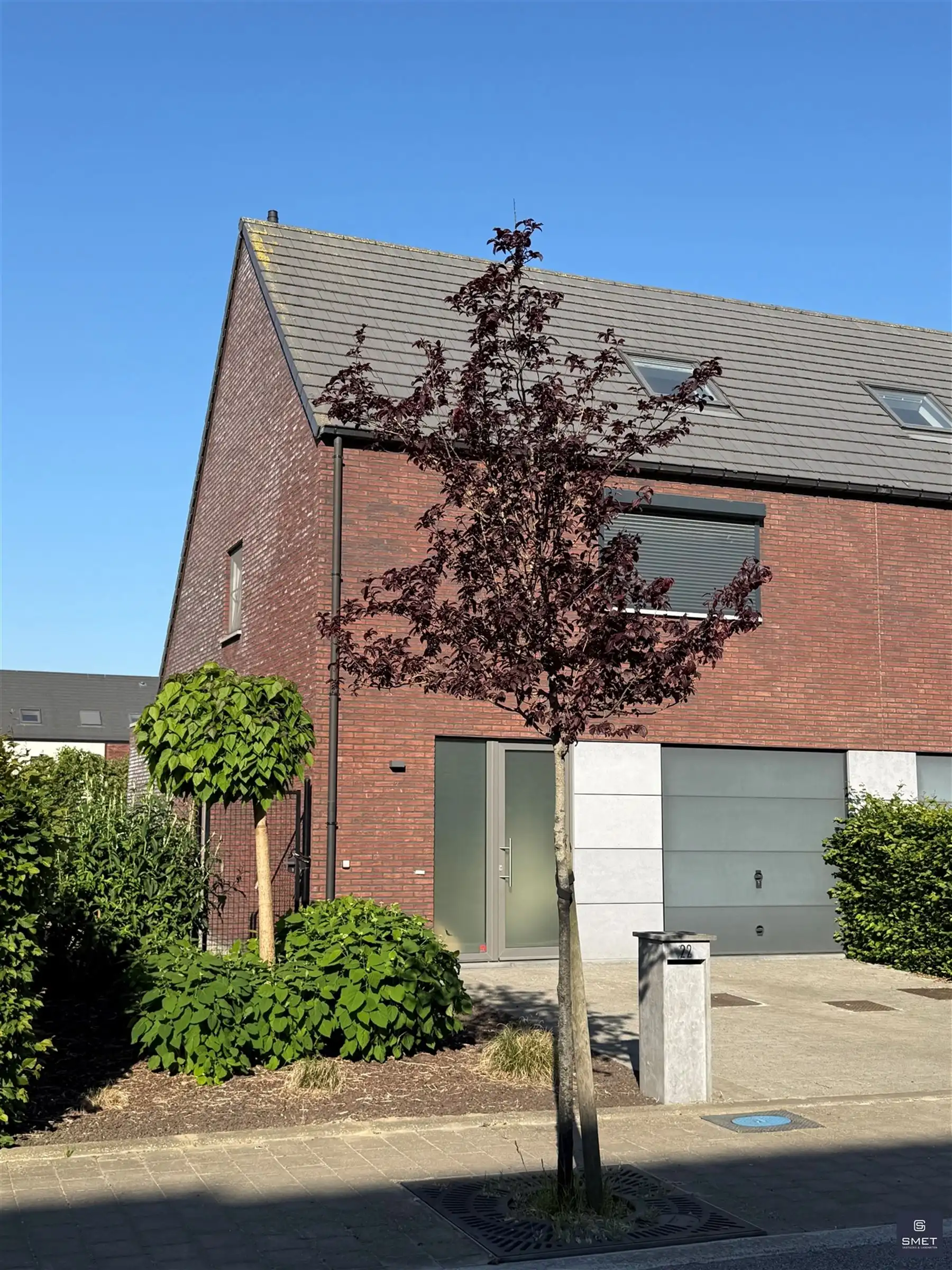 HOB MET 3 SLPKS, GAR. EN TUIN OP TOPLOCATIE foto 2