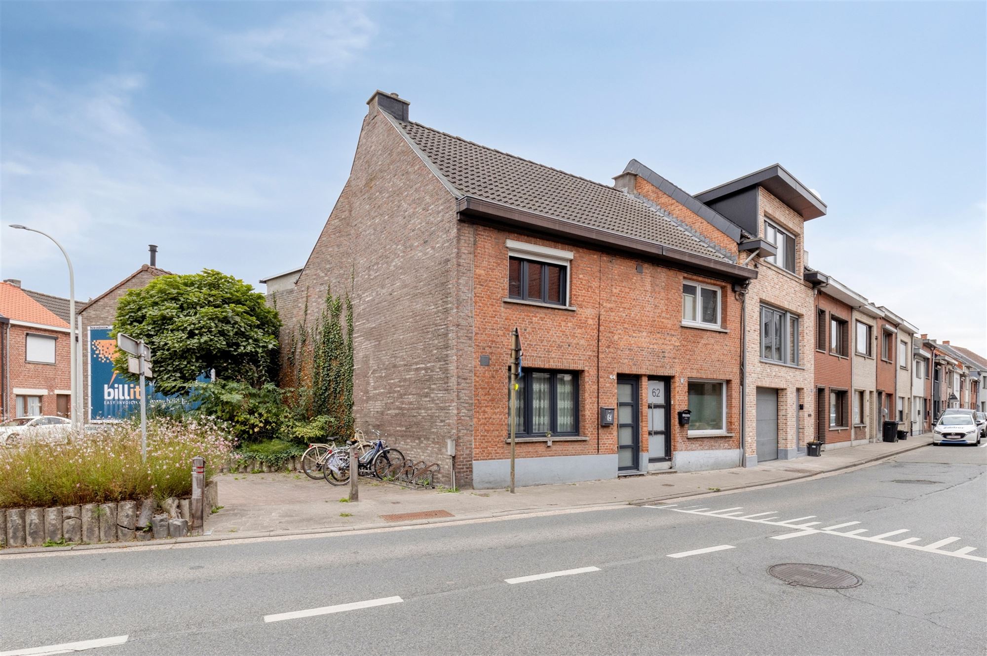 Gerenoveerd en leuk huis met 3 slaapkamers foto 14