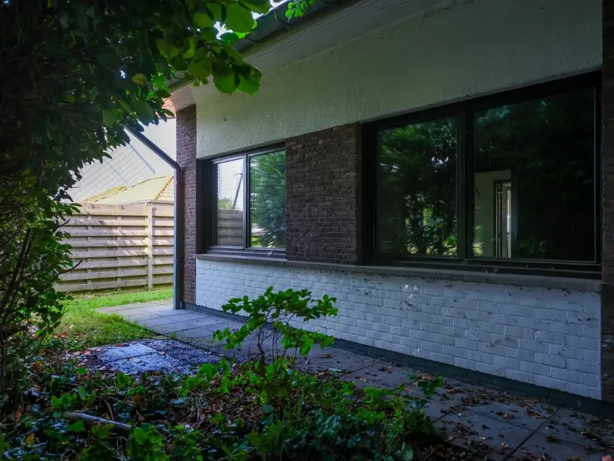 Lissewege – Voormalig dienstencentrum met potentieel langs het Lisseweegs Vaartje foto 42
