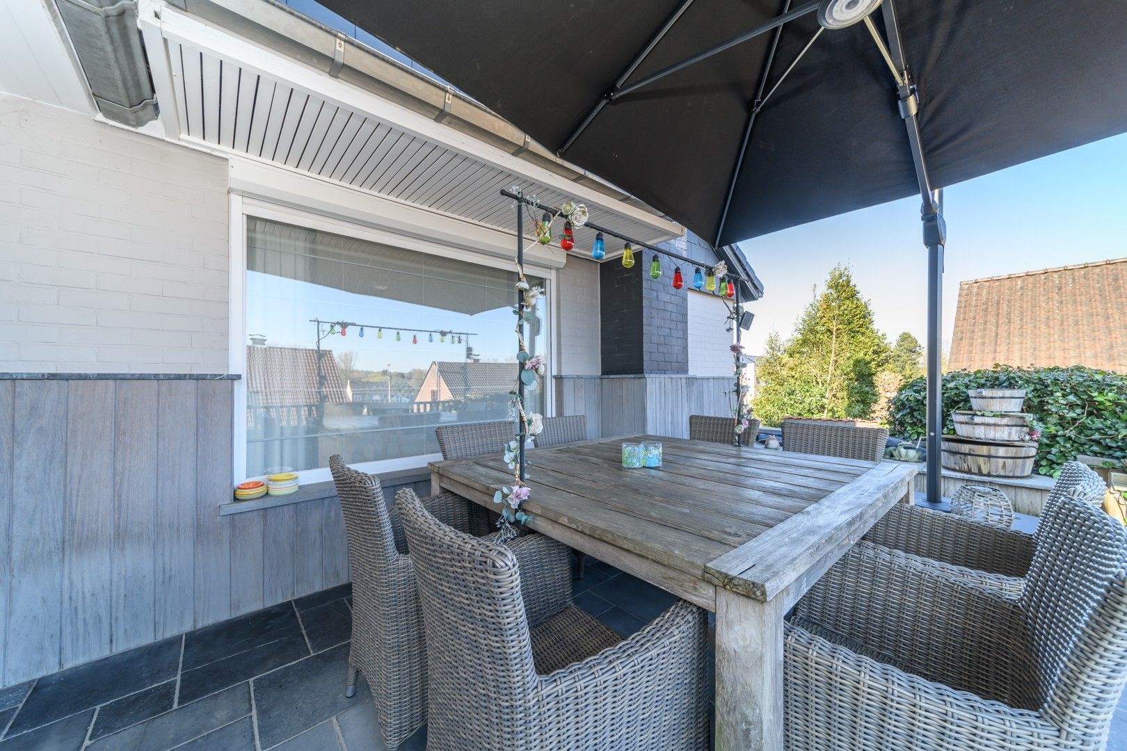 Kwalitatieve afgewerkte villa te Geraardsbergen foto 8