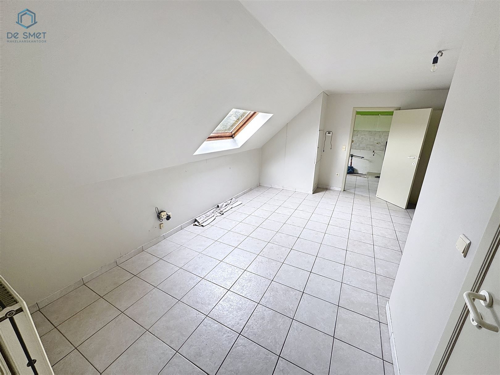 Ruime kangoeroewoning met 5 slaapkamers, 2 garages en tuin in rustige buurt van Brakel foto 23