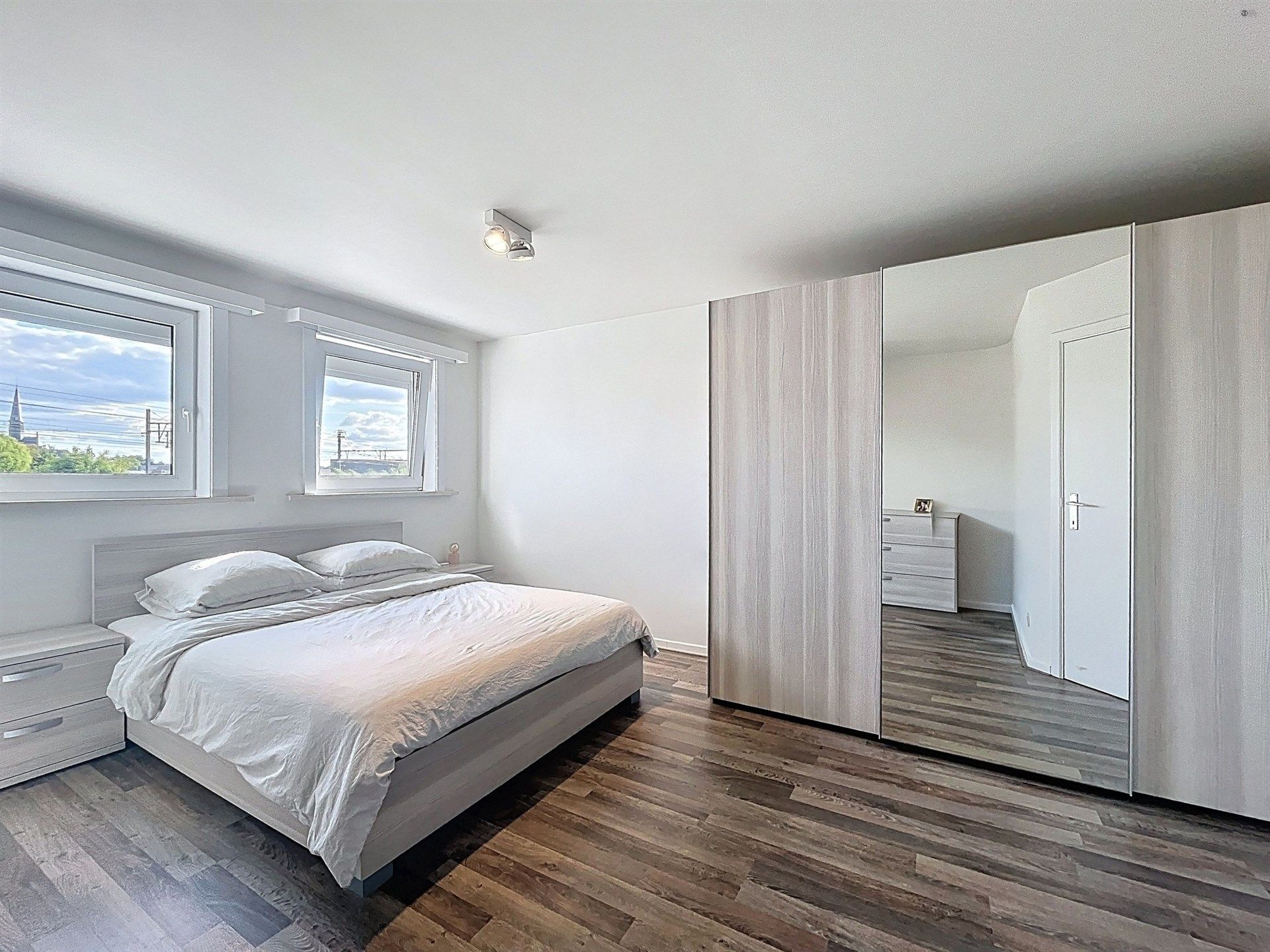 Ruim duplexappartement met zolder  foto 7