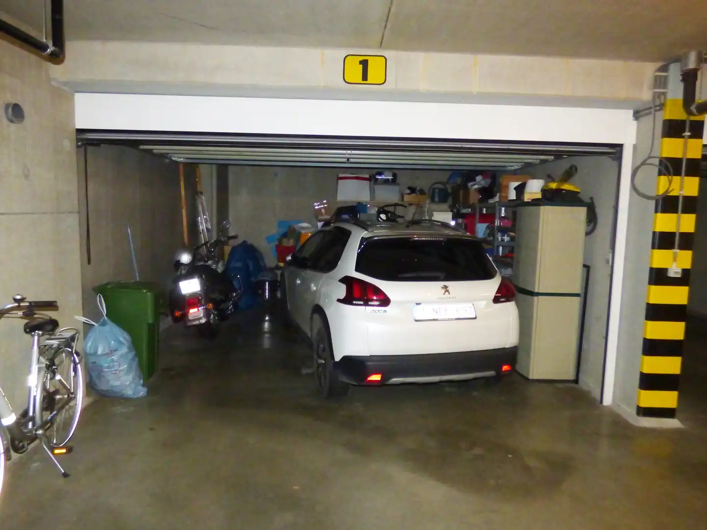 Zeer ruim appartement met garage nabij centrum Borgloon foto 15