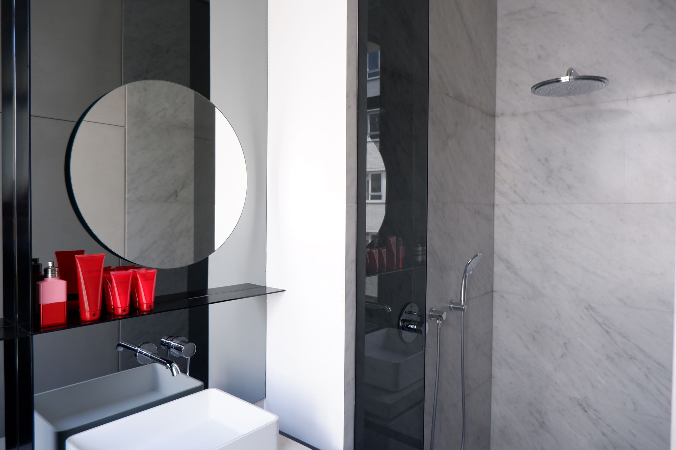 catchy cityloft met zalig terras vlakbij modemuseum foto 12