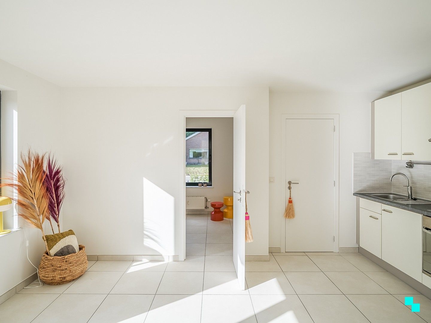 Gelijkvloers appartement met één slaapkamer in het hart van Merelbeke foto 5