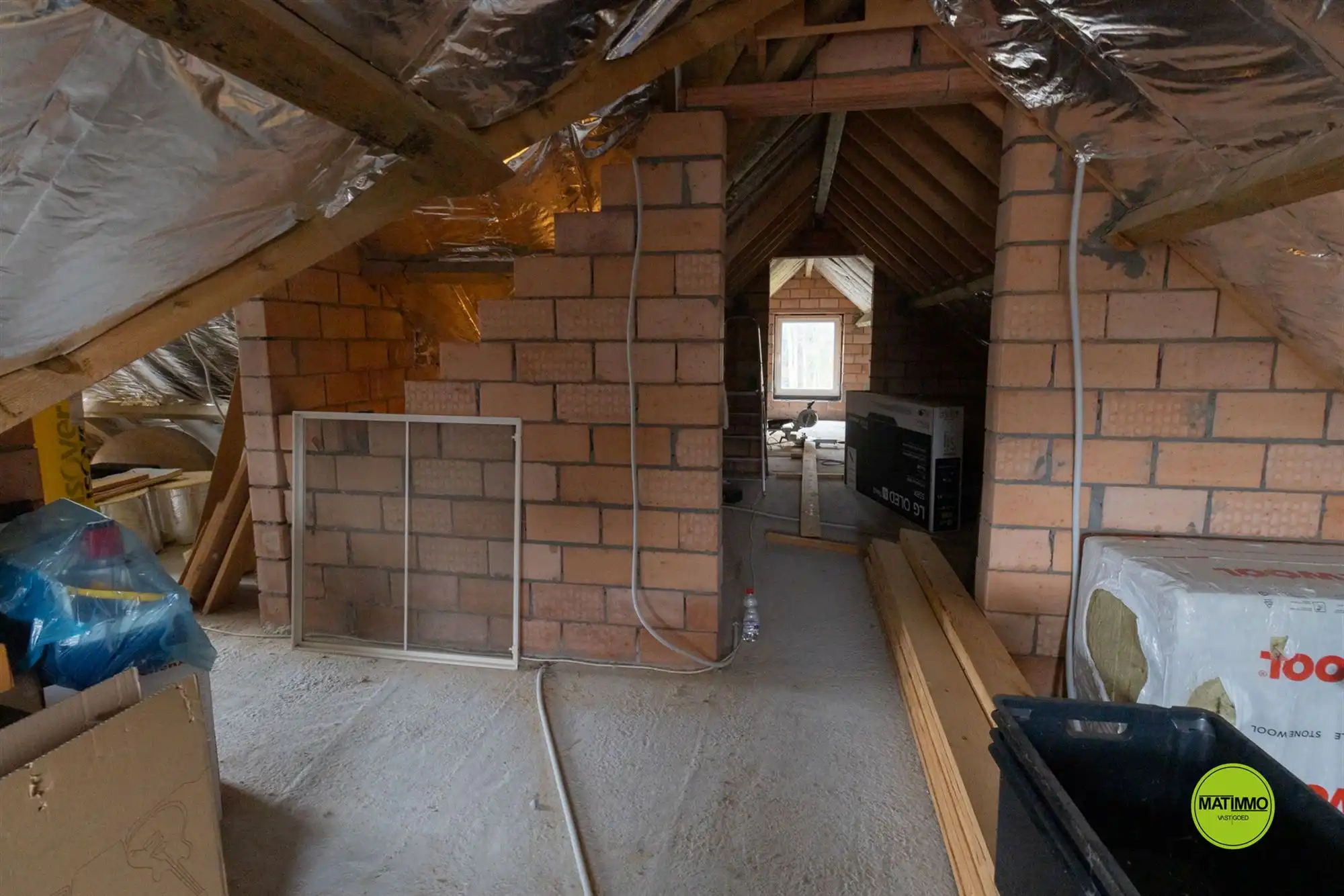 Ruime, energiezuinige gezinswoning met zwembad in Laakdal foto 33