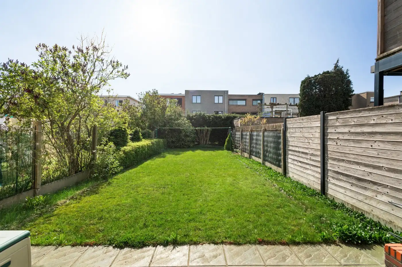 Op te frissen woning met 3 slpk., inpandige garage en west-tuin foto 24