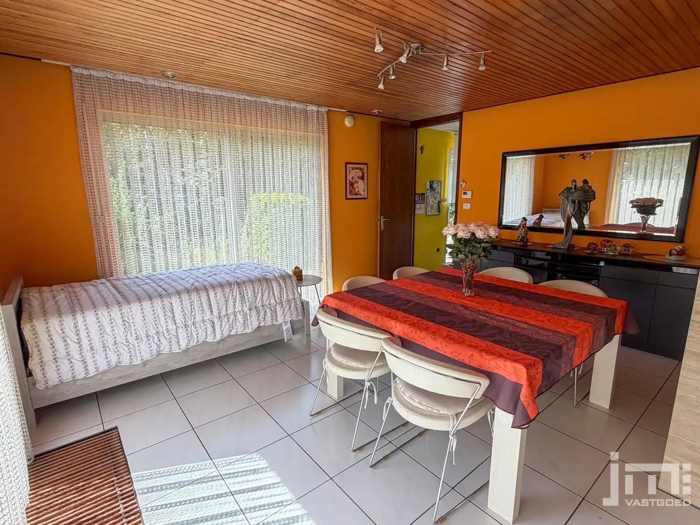 Uniek gelegen woning foto 6