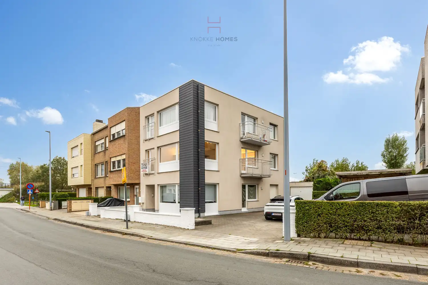 Mooi gerenoveerd en instapklaar appartement in Duinbergen foto 2