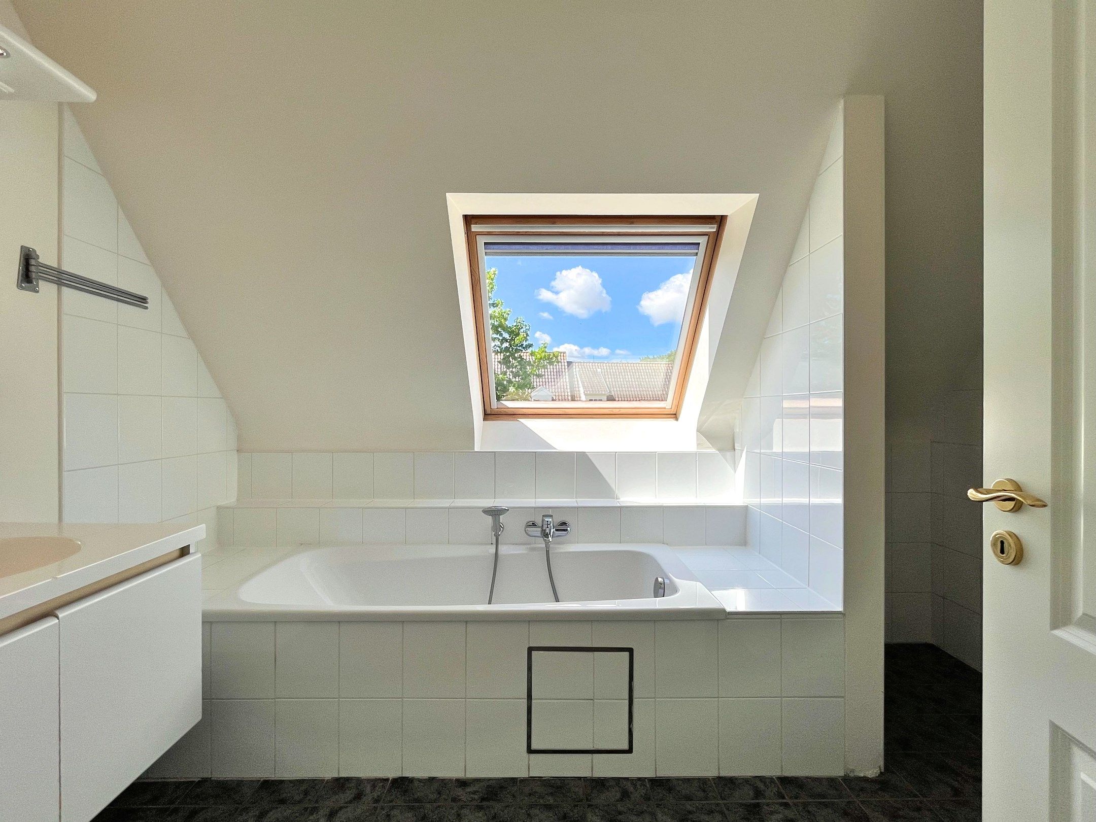 Recente koppelvilla gelegen in het mooie Ramskapelle  foto 18