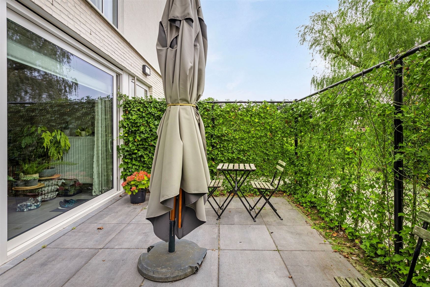 Lichtrijk gelijkvloers appartement foto 10