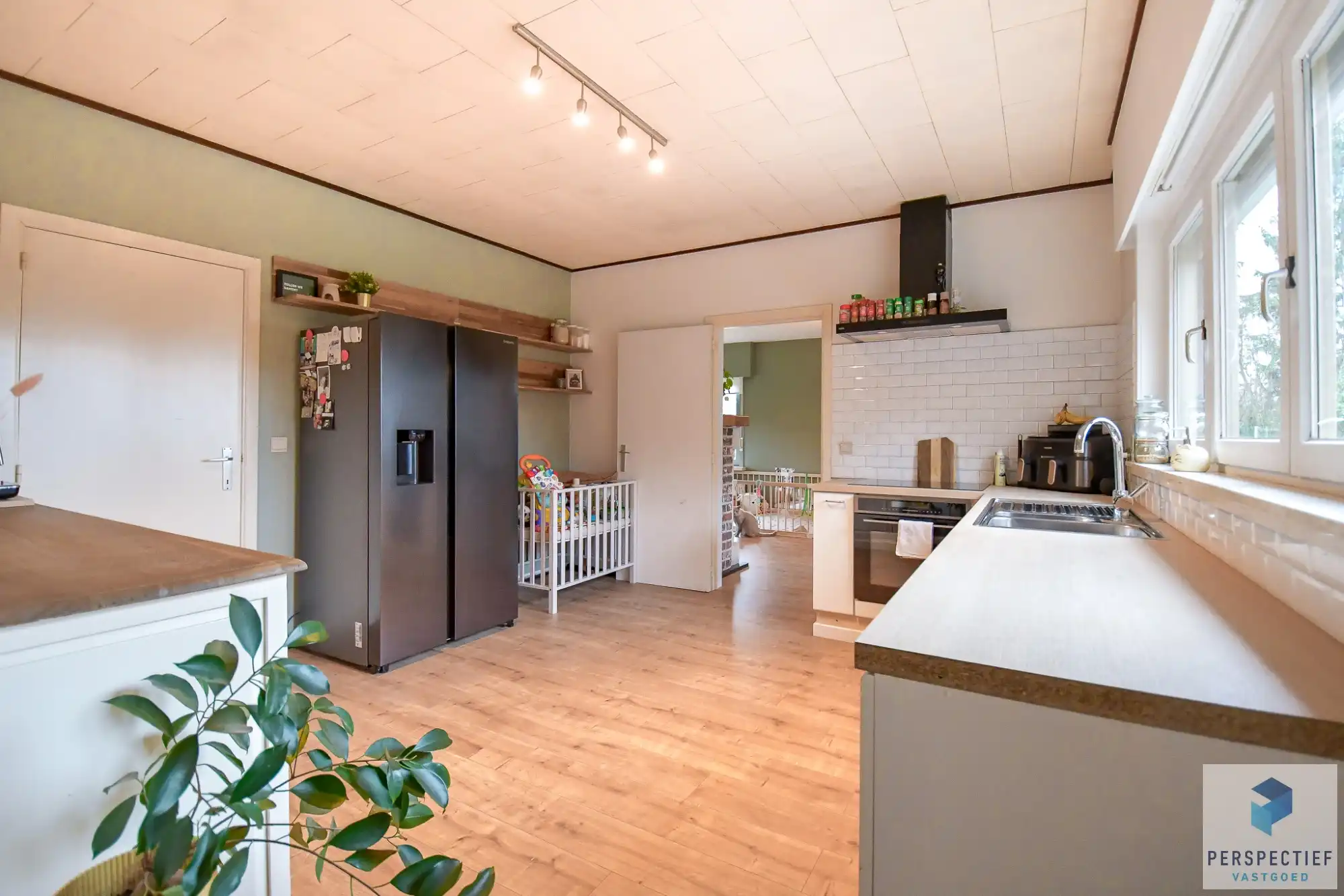 Landelijke woning met een magazijn, schuur en weide op 10&nbsp;224m² foto 16