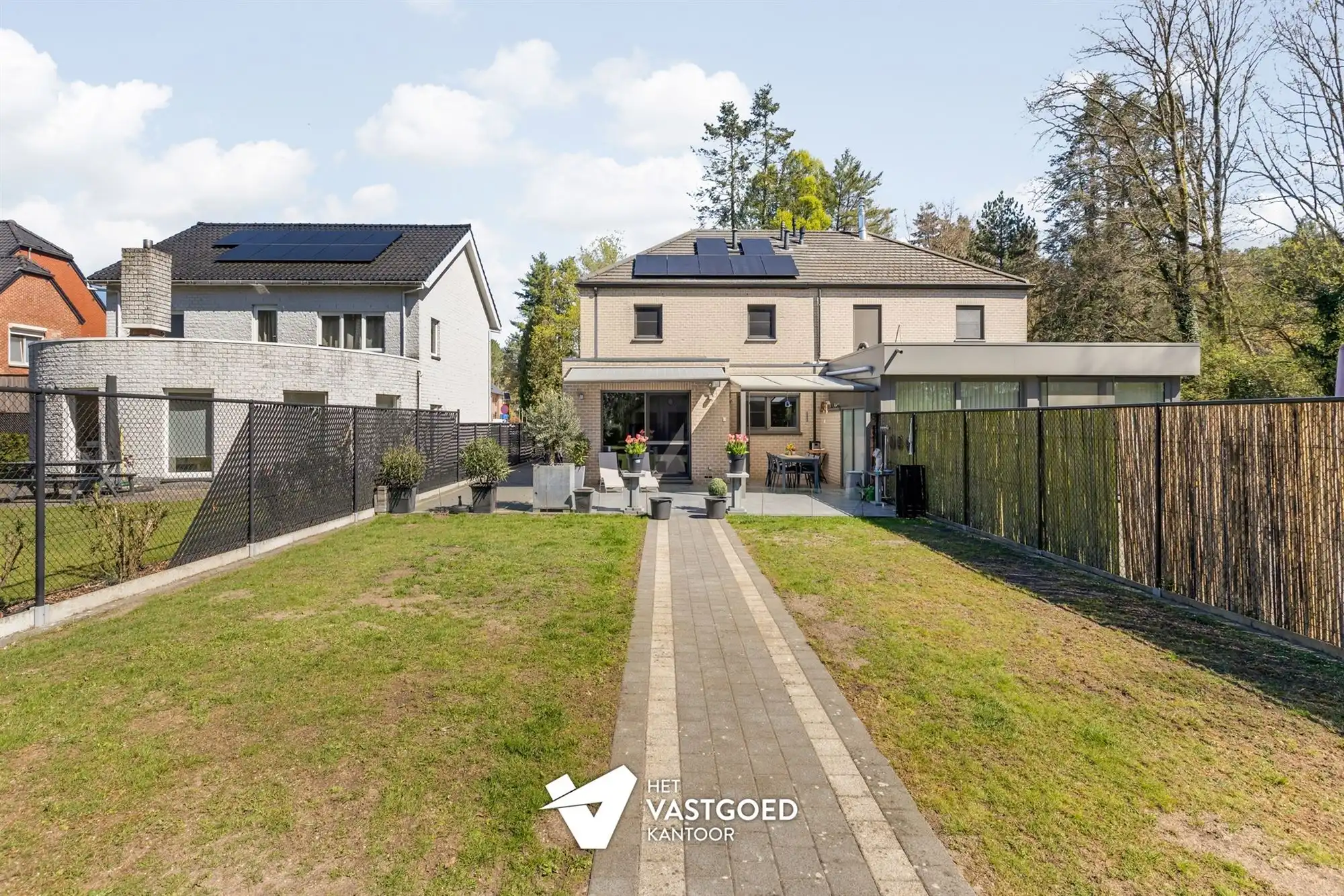 PERFECT ONDERHOUDEN GEZINSWONING MET 3 SLAAPKAMERS OP 7A27CA IN HET RUSTIGE KORSPEL foto 27