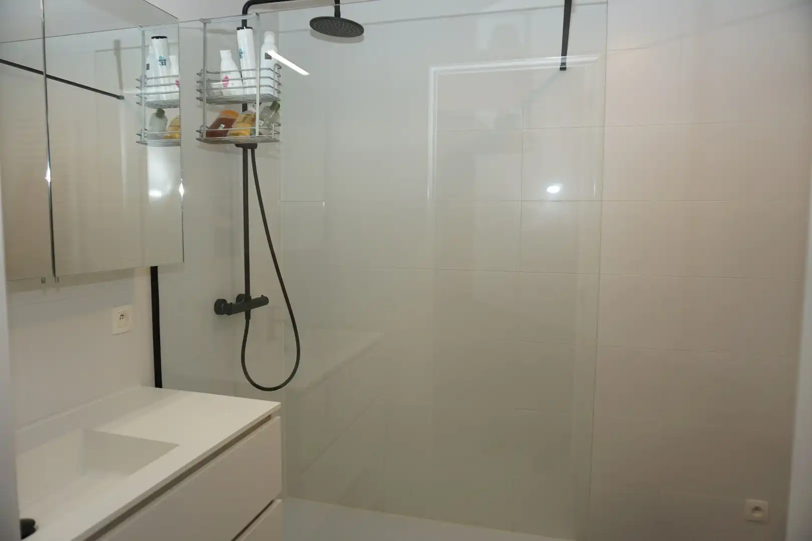 NIEUWBOUWAPPARTEMENT MET 2 SLAAPKAMERS EN TERRAS IN CENTRUM OOSTENDE foto 13