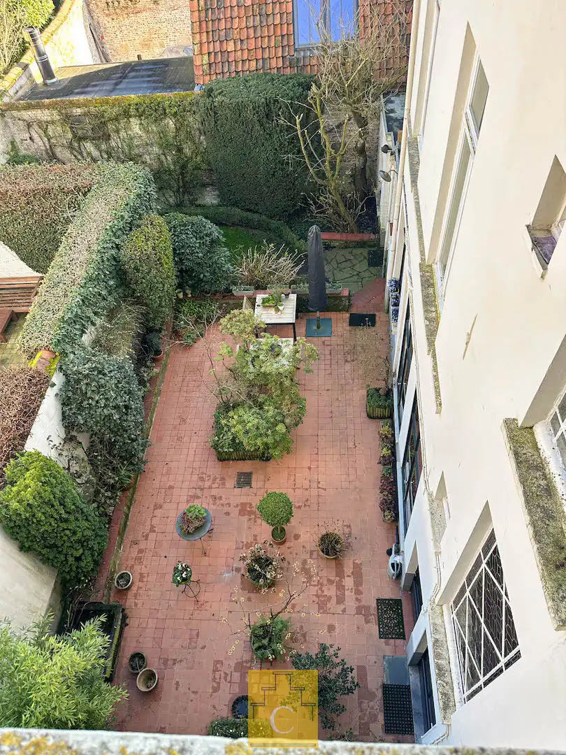 Stadsparel aan de Potterierei, dubbele garage en tuin foto 18