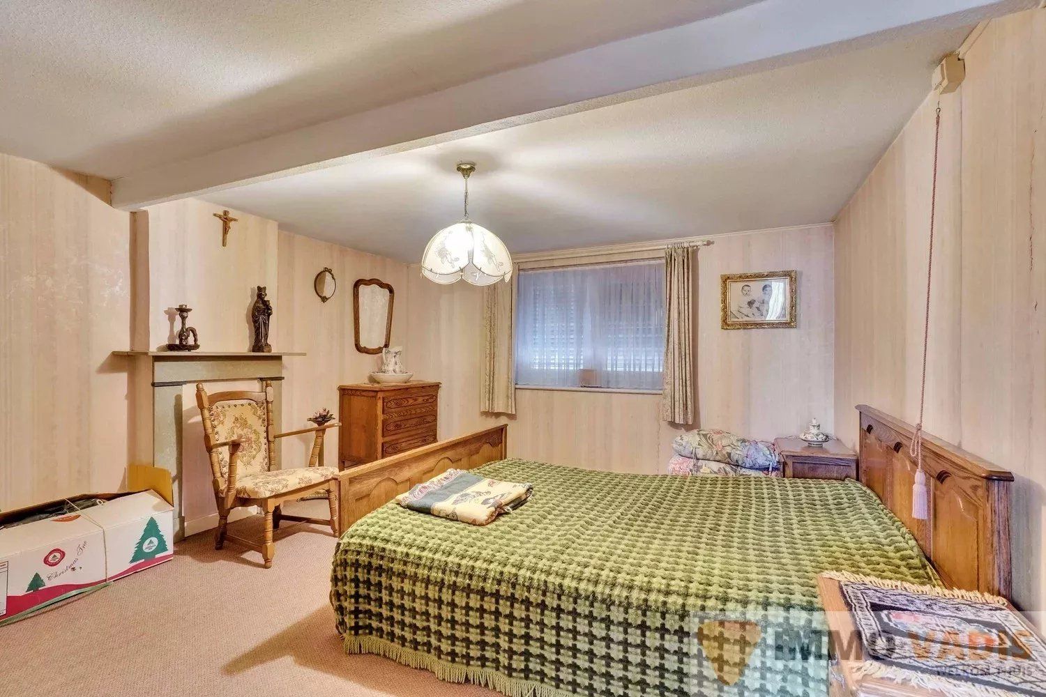Ruime rijwoning met vier slaapkamers foto 9
