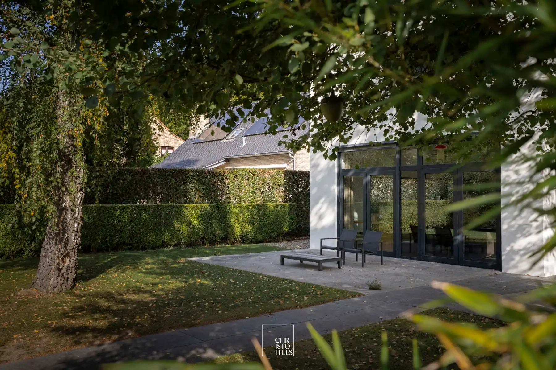 Architecturale villa  (488m²) met buitenzwembad op perceel van 1.281m²  foto 20