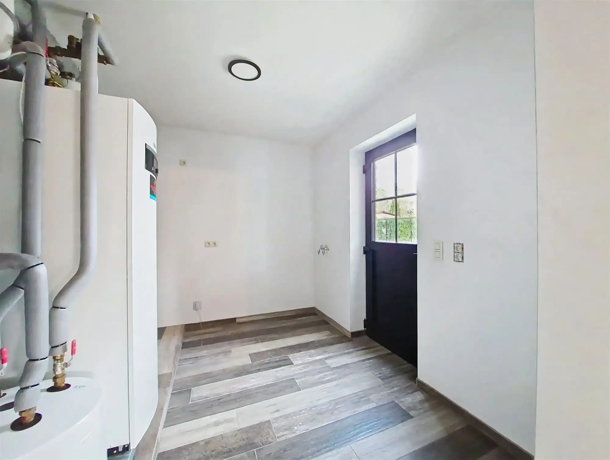 Prachtige ruime en energiezuinige woning met 3 slaapkamers foto 10